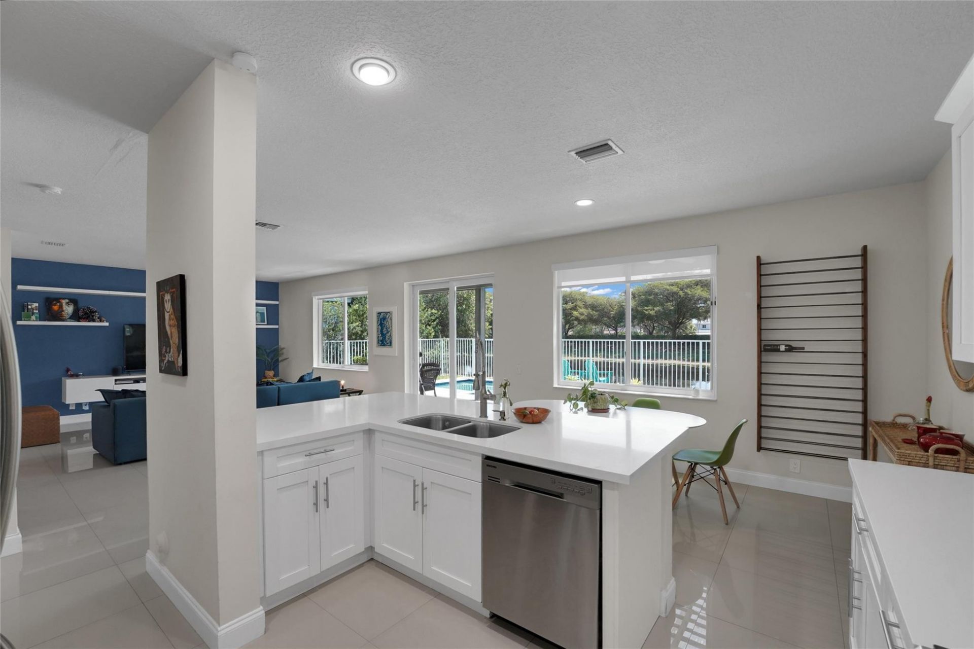 1070 Bluewood Terrace, Weston, FL 33327 Photo