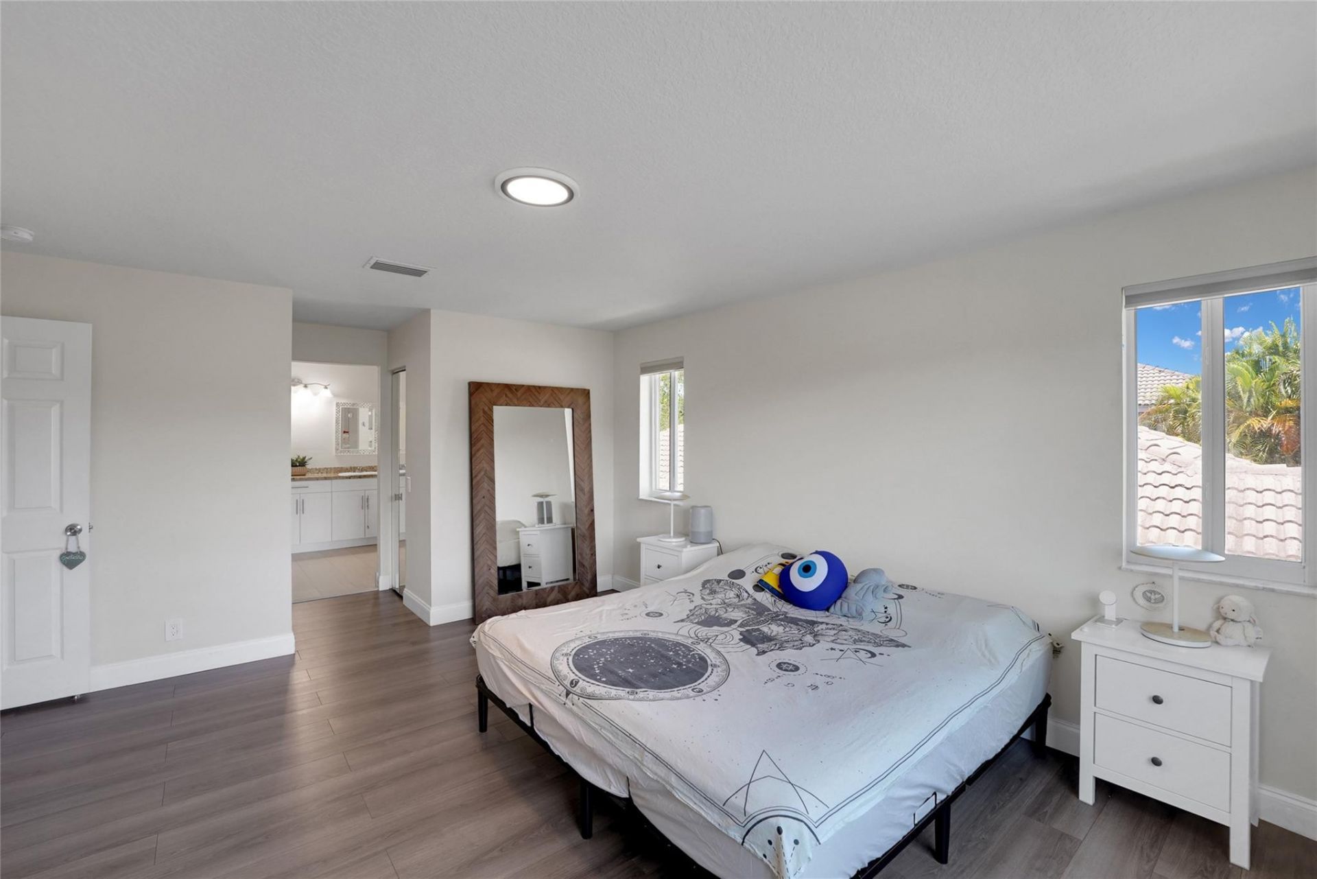 1070 Bluewood Terrace, Weston, FL 33327 Photo