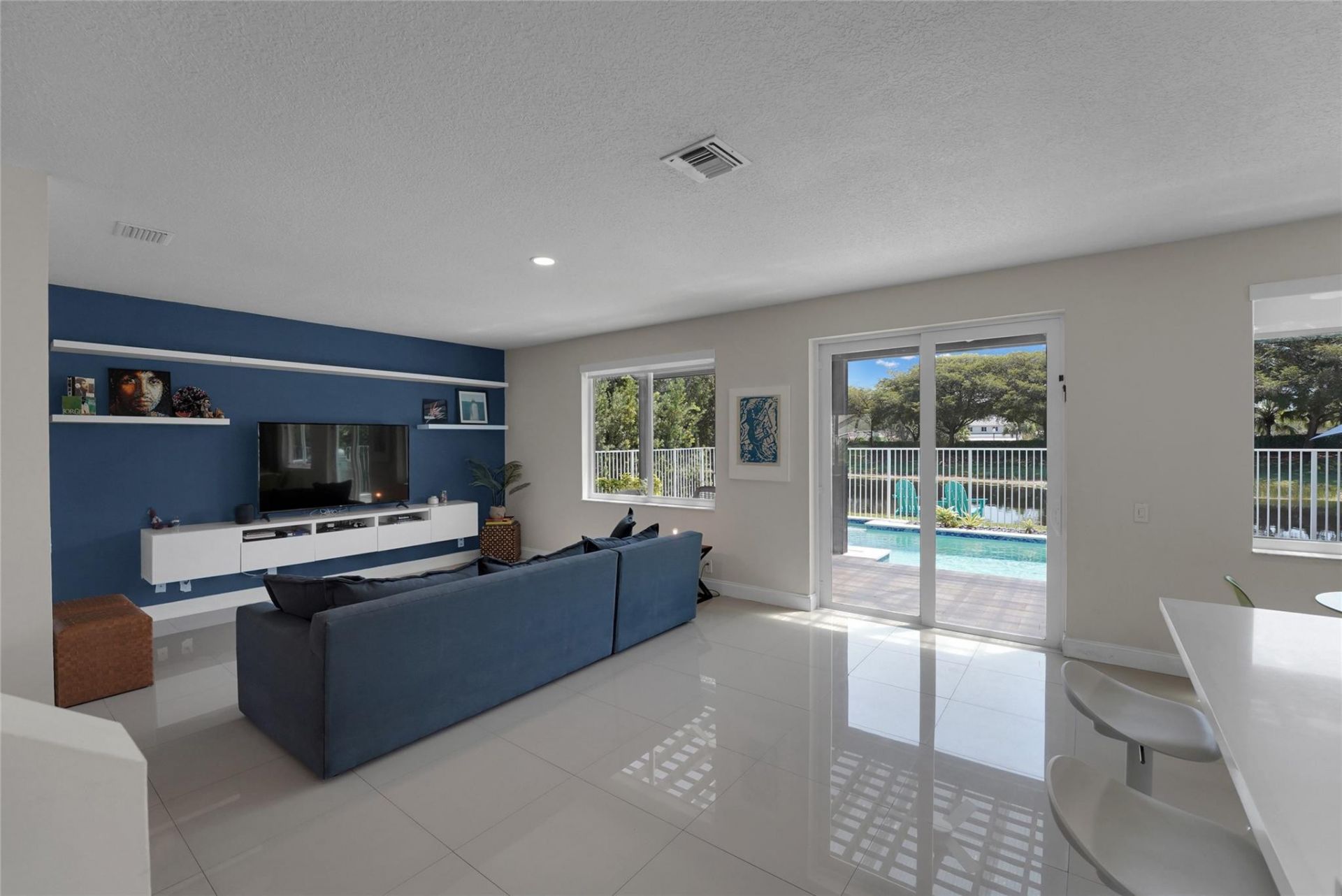1070 Bluewood Terrace, Weston, FL 33327 Photo