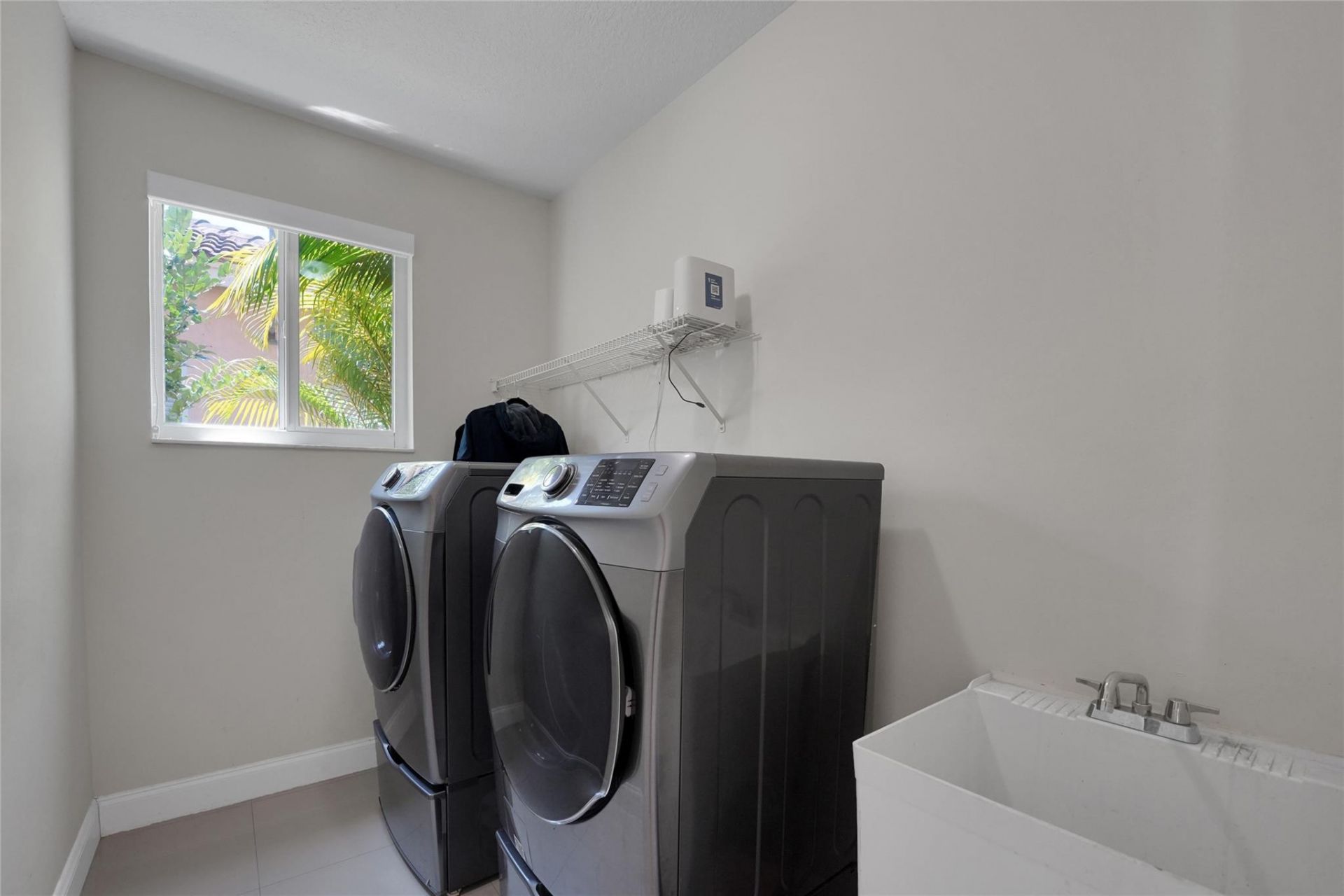 1070 Bluewood Terrace, Weston, FL 33327 Photo