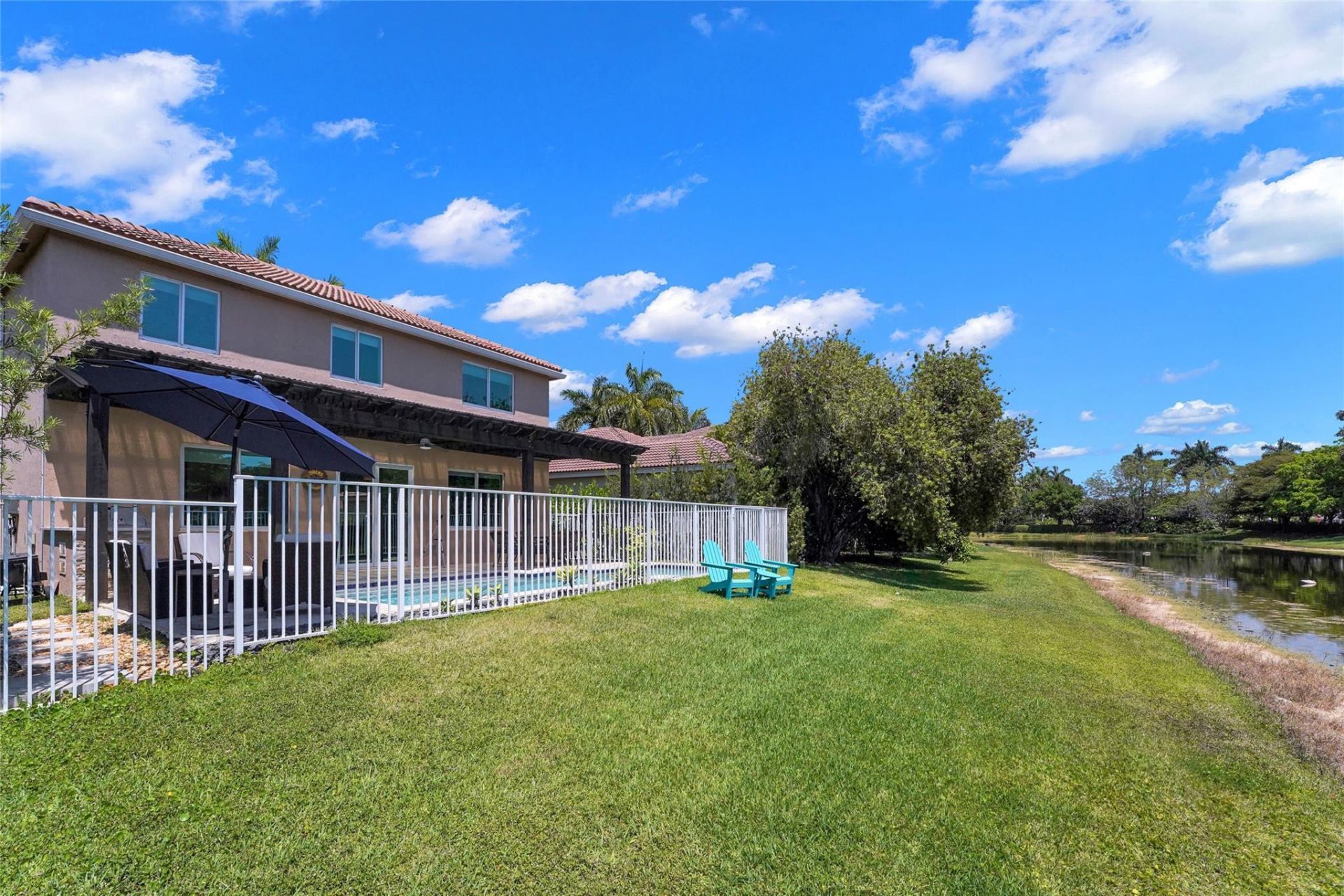 1070 Bluewood Terrace, Weston, FL 33327 Photo