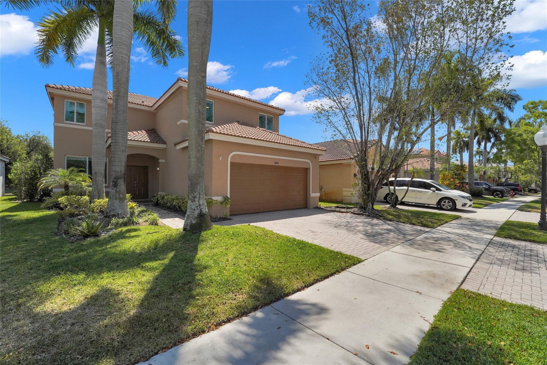 1070 Bluewood Terrace, Weston, FL 33327 Photo