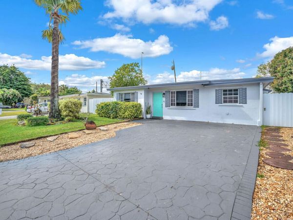 404 S 62nd Terrace, Hollywood, FL 33023