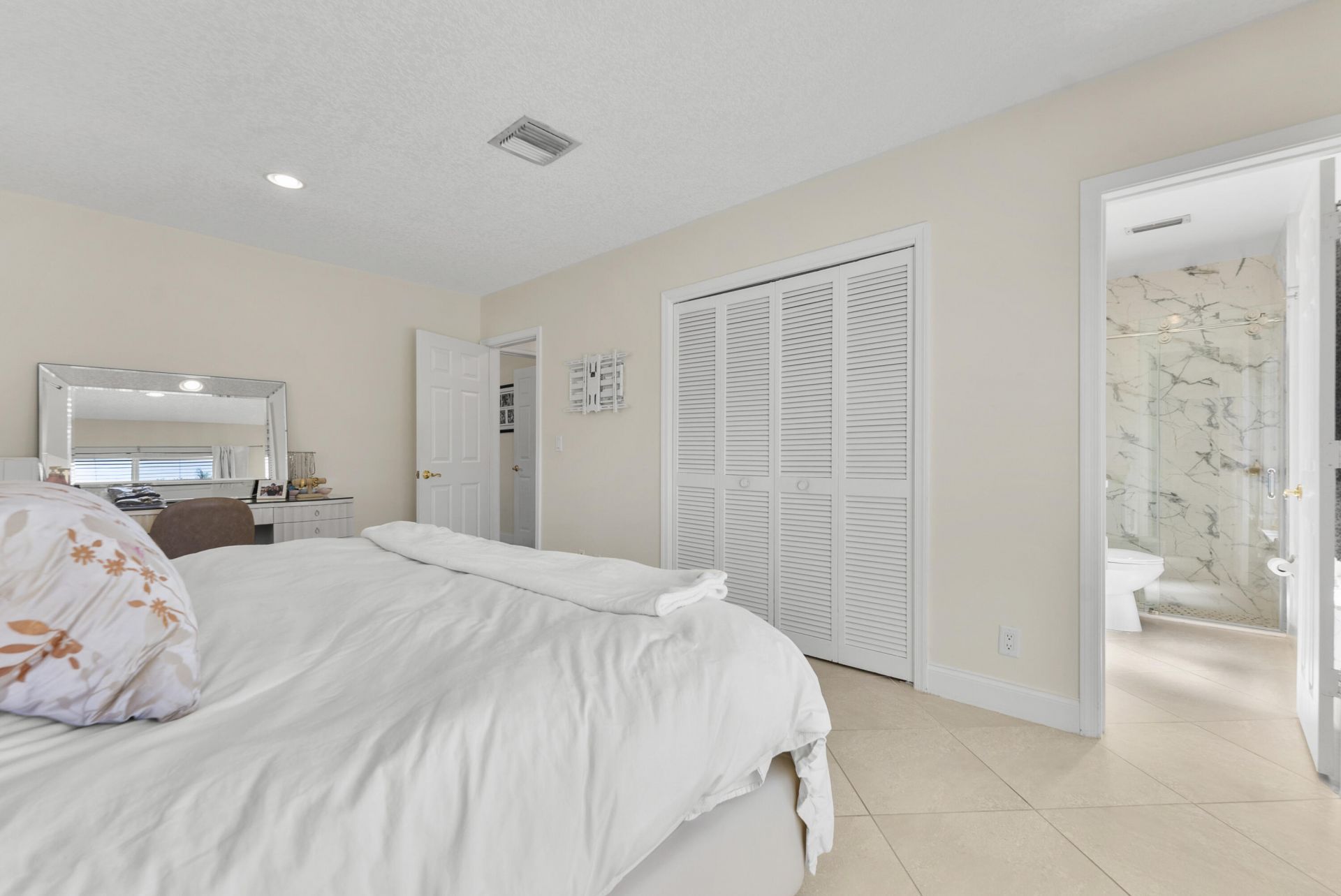401 NE 10th Terrace, Boca Raton, FL 33432 Photo
