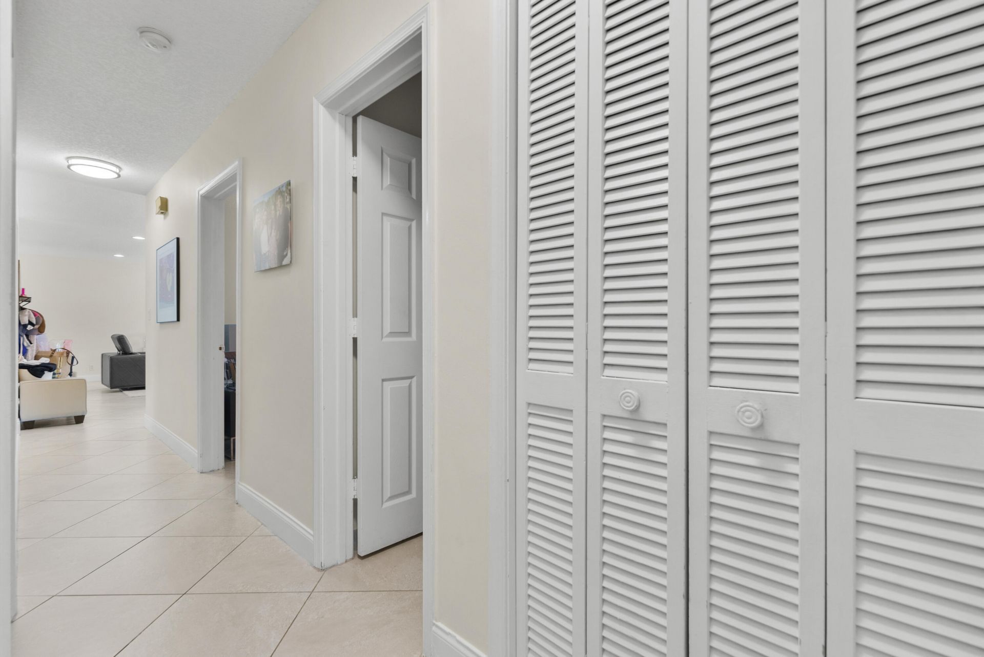 401 NE 10th Terrace, Boca Raton, FL 33432 Photo