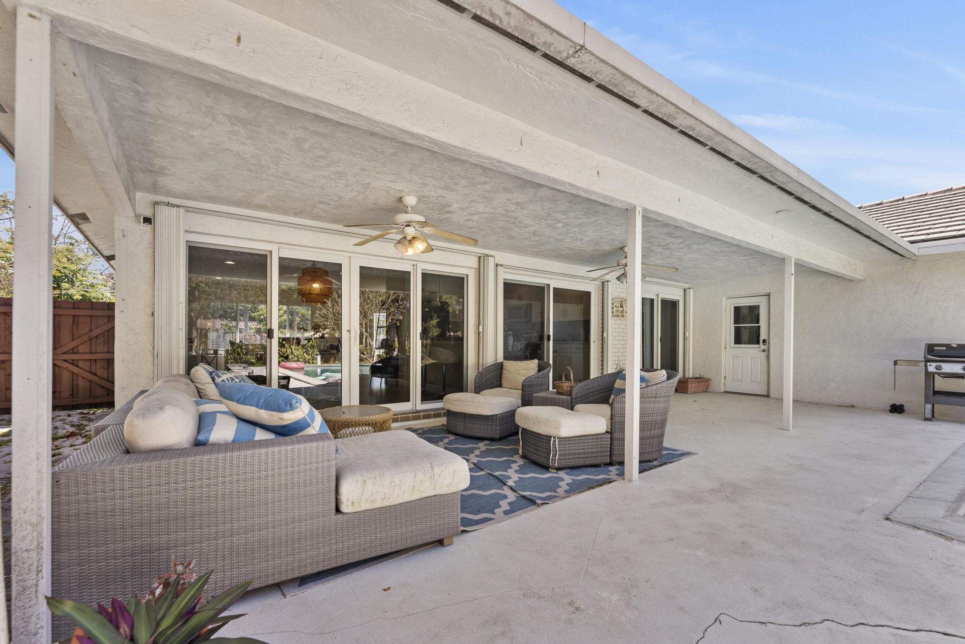 401 NE 10th Terrace, Boca Raton, FL 33432 Photo