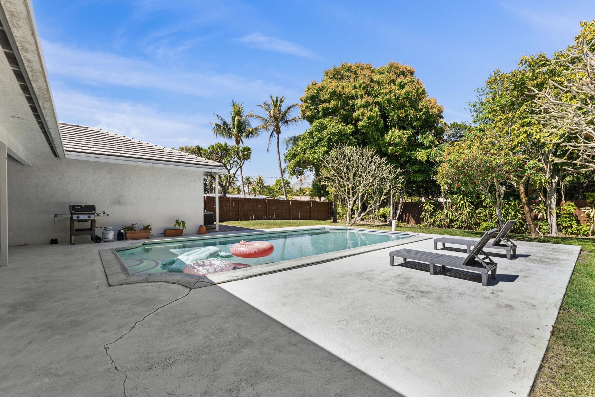 401 NE 10th Terrace, Boca Raton, FL 33432 Photo