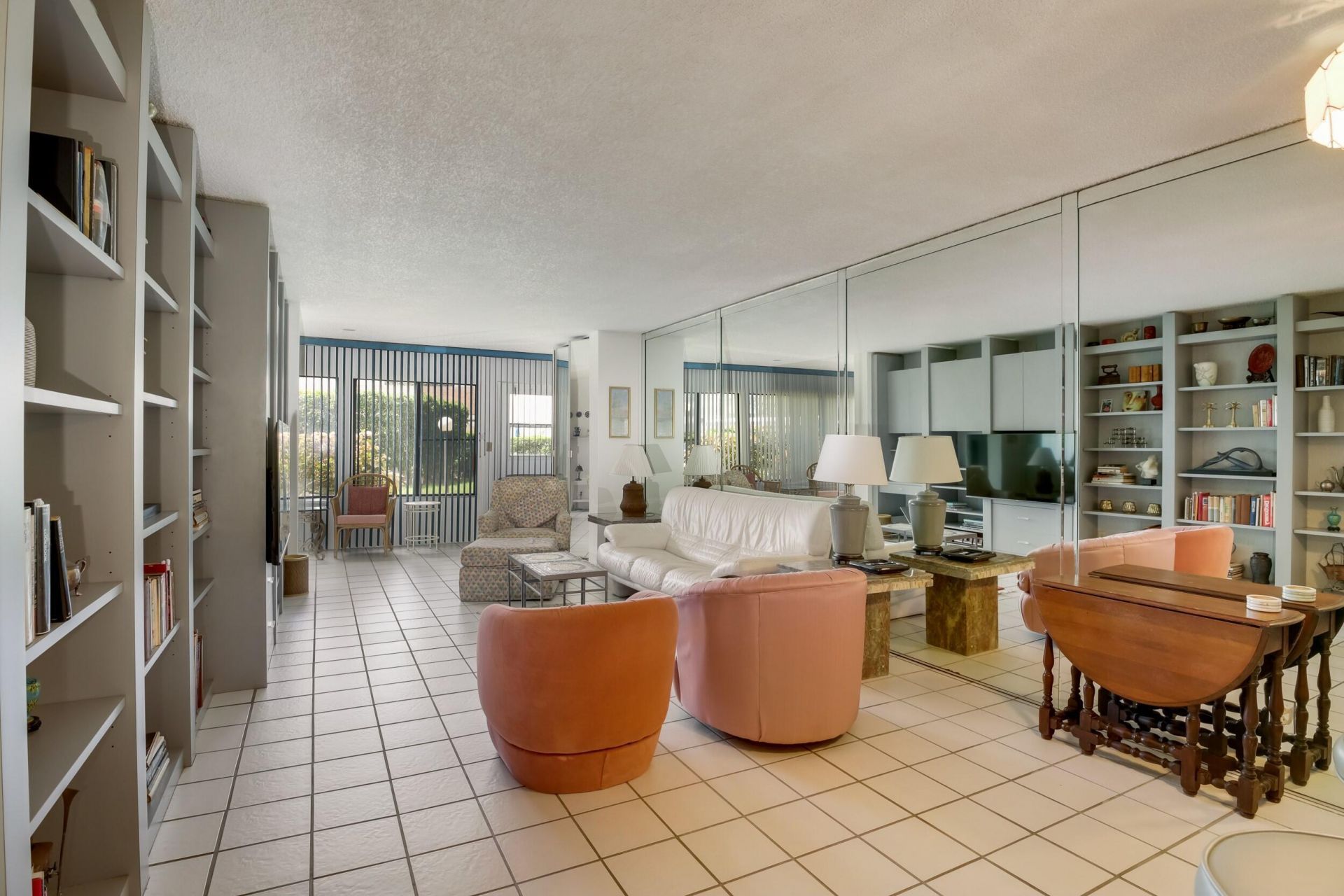 3154 Via Poinciana, Unit 116, Greenacres, FL 33467 Photo