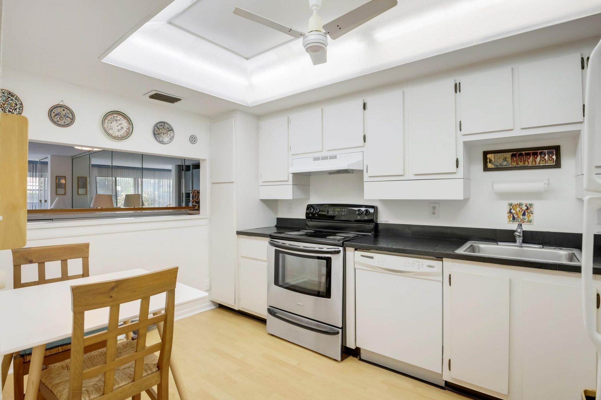 3154 Via Poinciana, Unit 116, Greenacres, FL 33467 Photo