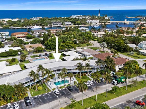 2748 NE 28th Avenue, Unit 20, Lighthouse Point, FL 33064