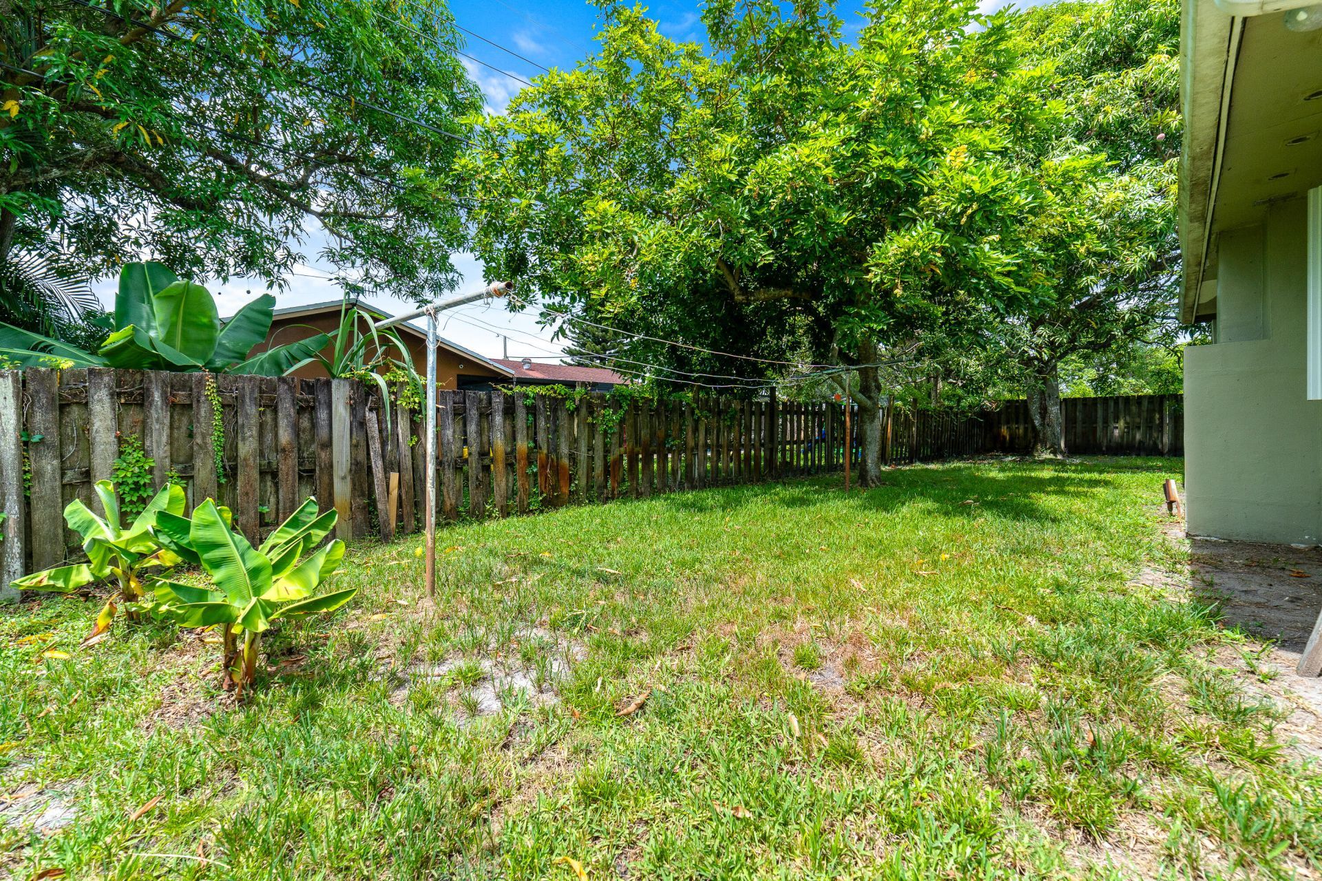 4460 NW 3rd Place, Plantation, FL 33317 Photo