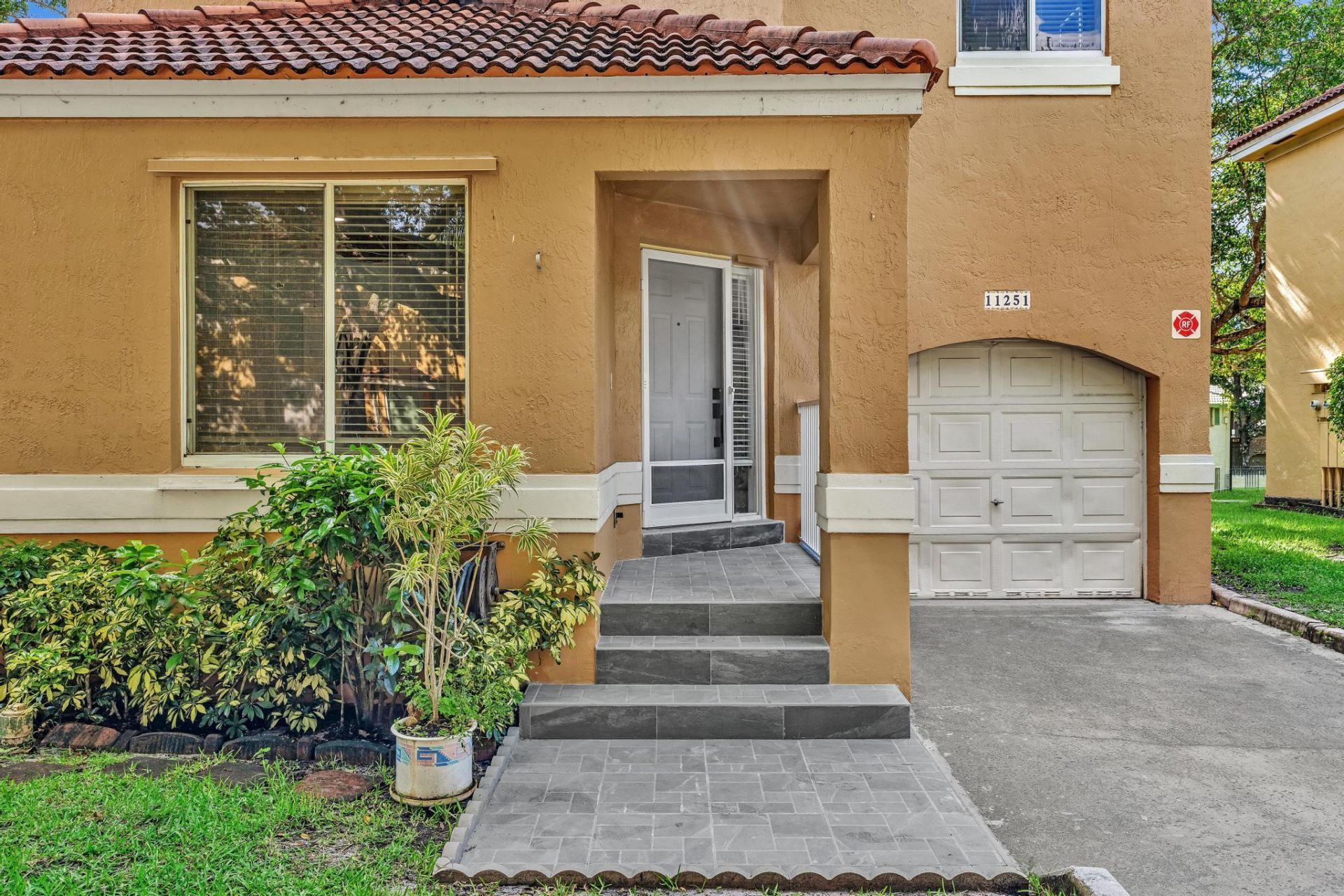 11251 Lakeview Drive, Unit 21-f, Coral Springs, FL 33071 Photo