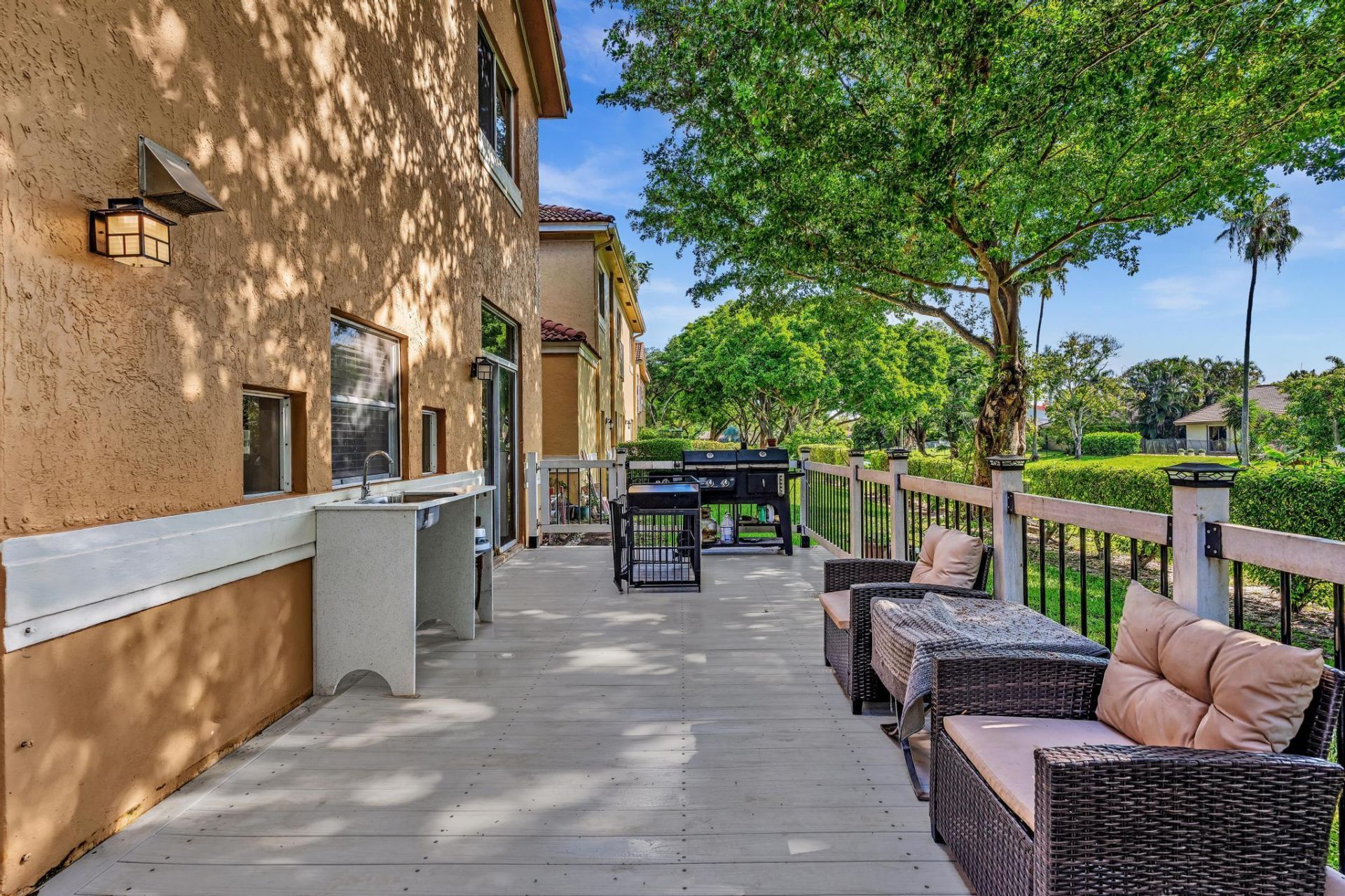 11251 Lakeview Drive, Unit 21-f, Coral Springs, FL 33071 Photo