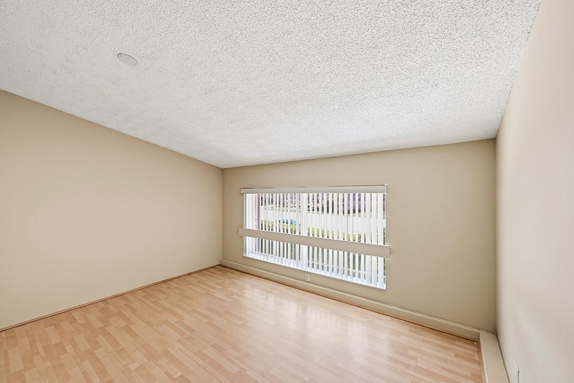 2118 Discovery Circle W, Deerfield Beach, FL 33442 Photo