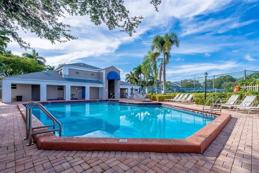2118 Discovery Circle W, Deerfield Beach, FL 33442 Photo