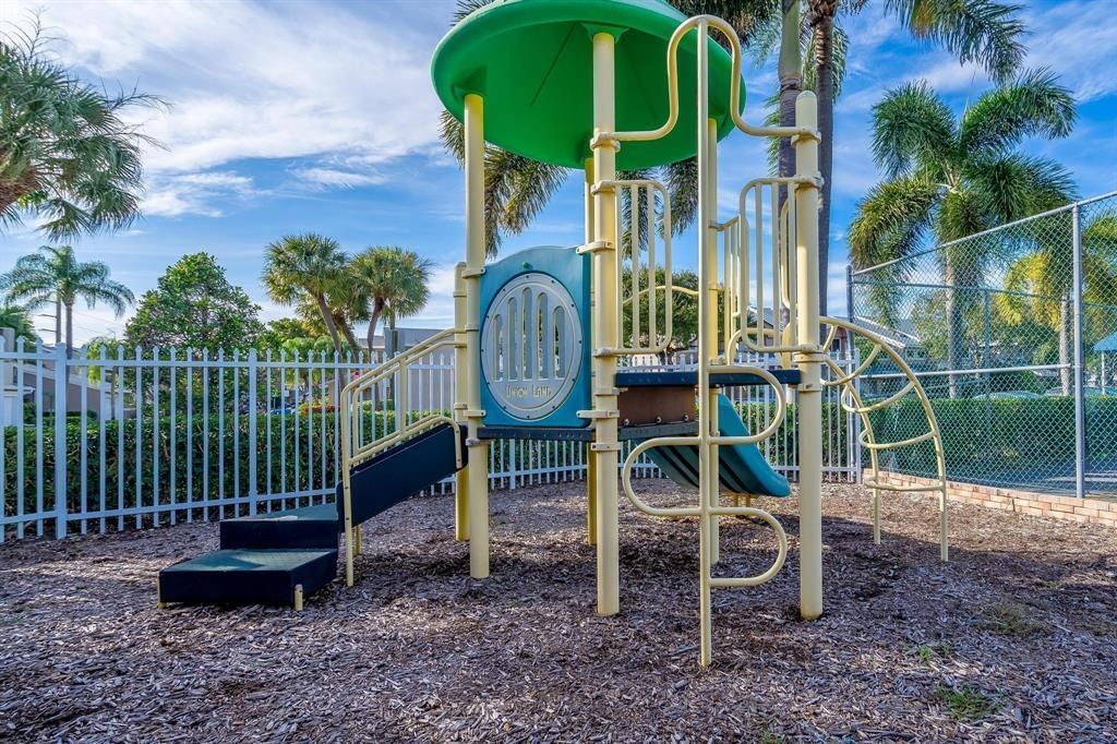 2118 Discovery Circle W, Deerfield Beach, FL 33442 Photo
