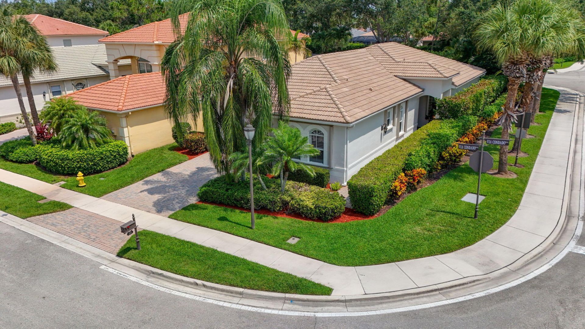 235 Via Condado Way, Palm Beach Gardens, FL 33418 Photo