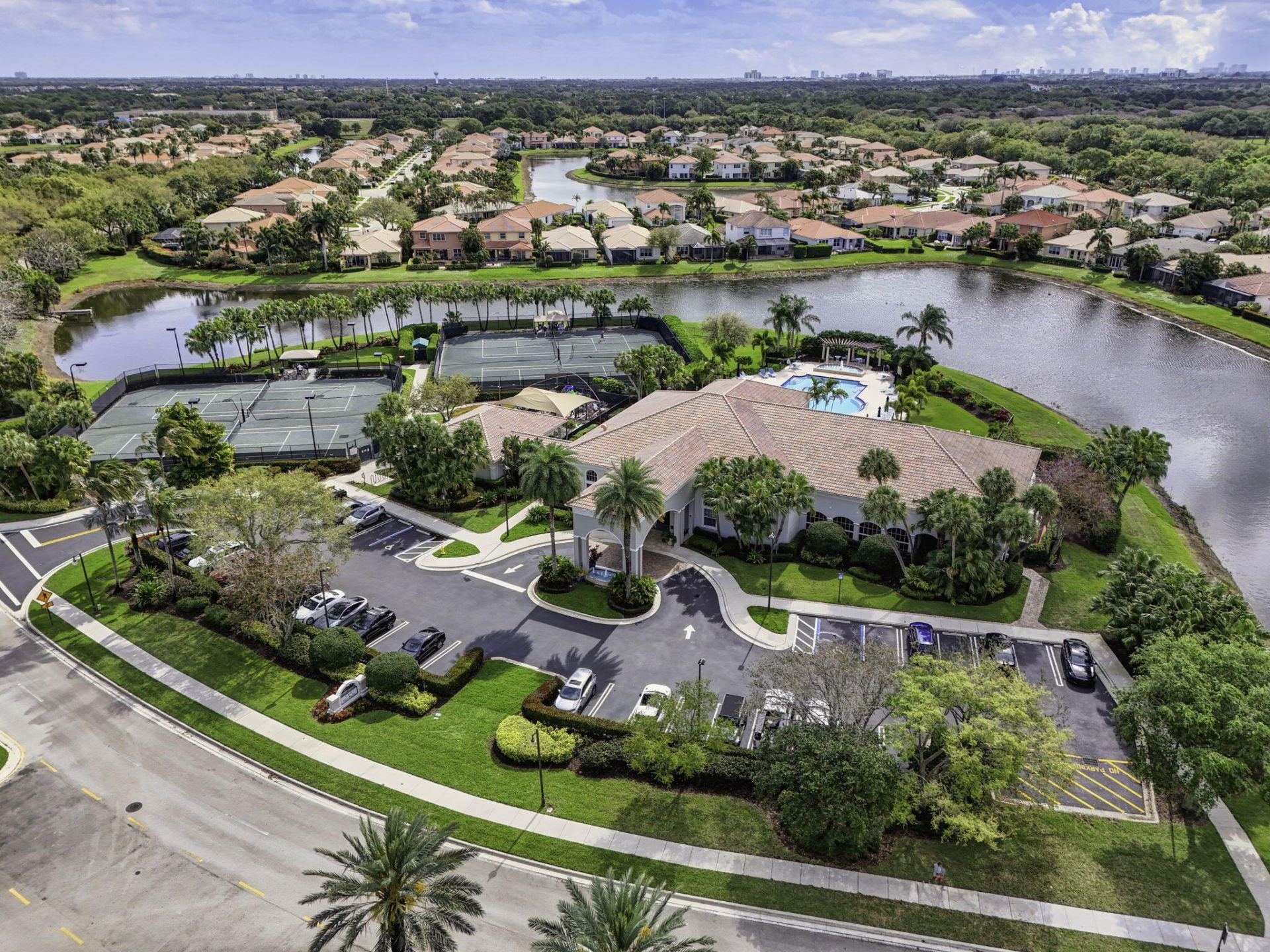 235 Via Condado Way, Palm Beach Gardens, FL 33418 Photo