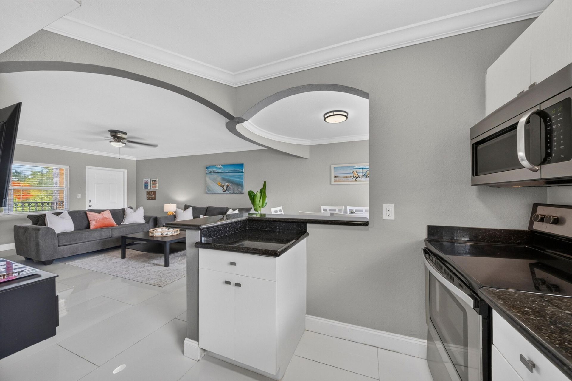 744 NE 14th Avenue, Unit 21, Fort Lauderdale, FL 33304 Photo