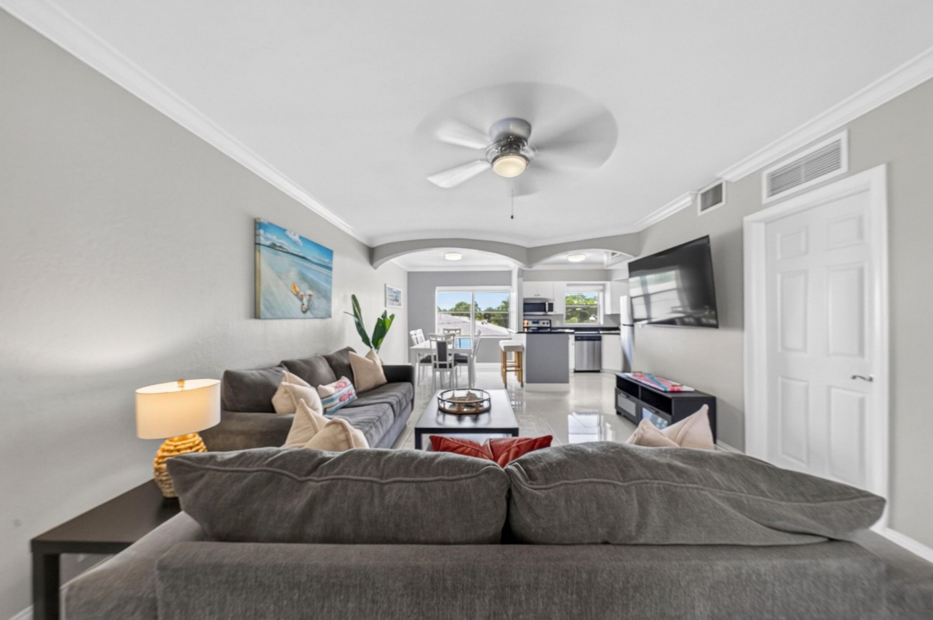 744 NE 14th Avenue, Unit 21, Fort Lauderdale, FL 33304 Photo