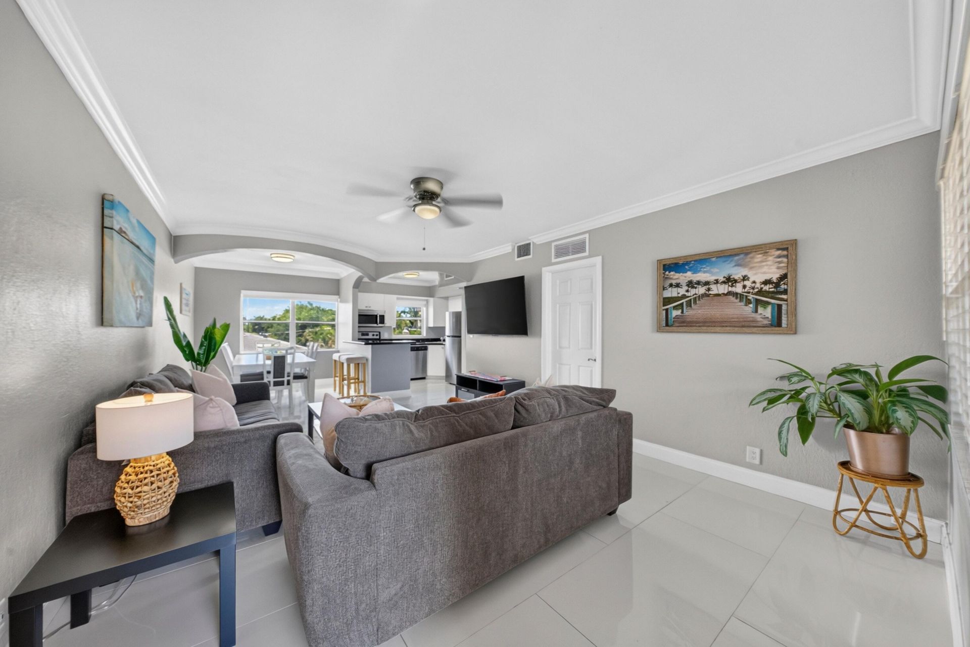 744 NE 14th Avenue, Unit 21, Fort Lauderdale, FL 33304 Photo