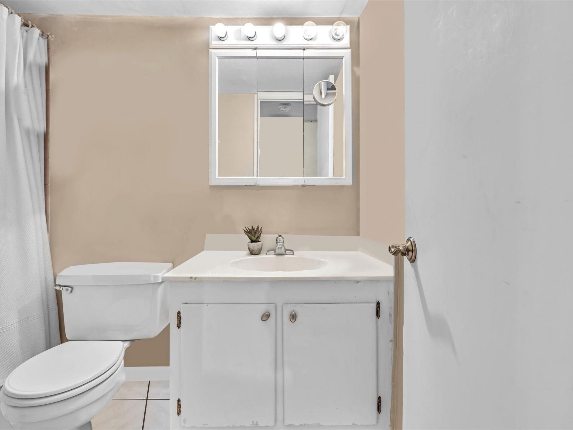 215 NE 16th Avenue, Unit 203, Fort Lauderdale, FL 33301 Photo