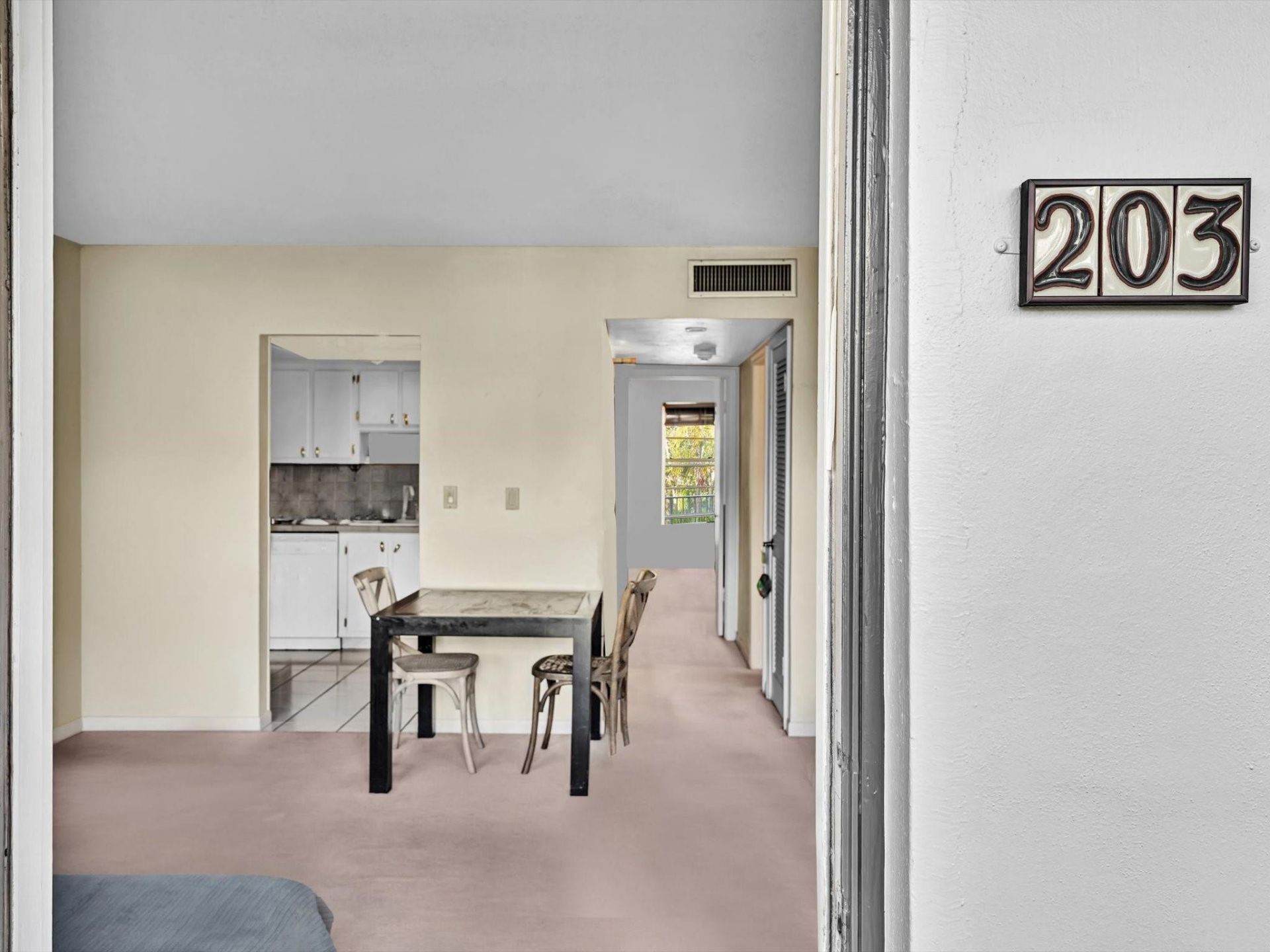 215 NE 16th Avenue, Unit 203, Fort Lauderdale, FL 33301 Photo