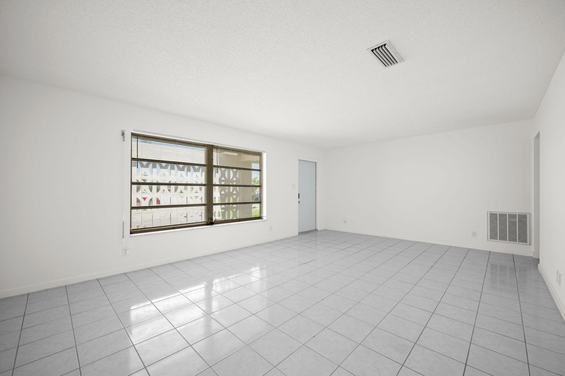 1550 NW 70th Terrace, Margate, FL 33063 Photo