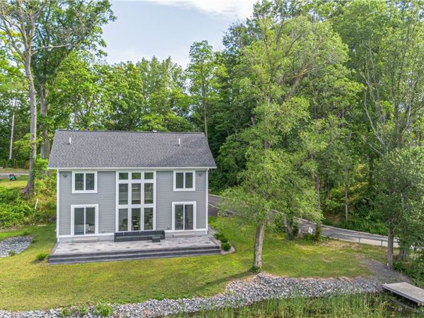 673 Seneca Road , Rochester, NY 14622