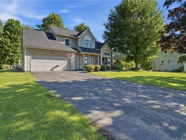 7260 Pear Tree , Ontario, NY 14519