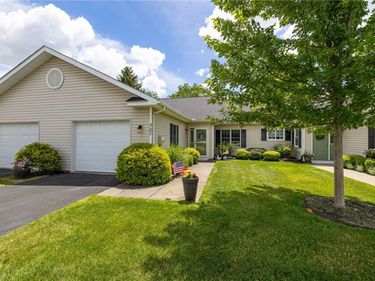307 Walker Drive, Canandaigua, NY 14424