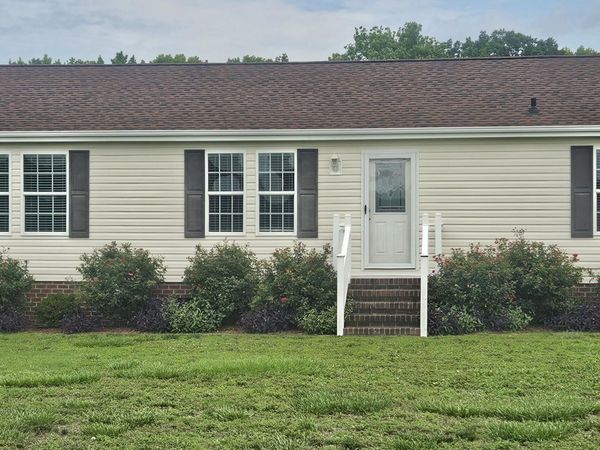 563 Daniels Road, Corapeake, NC 27926