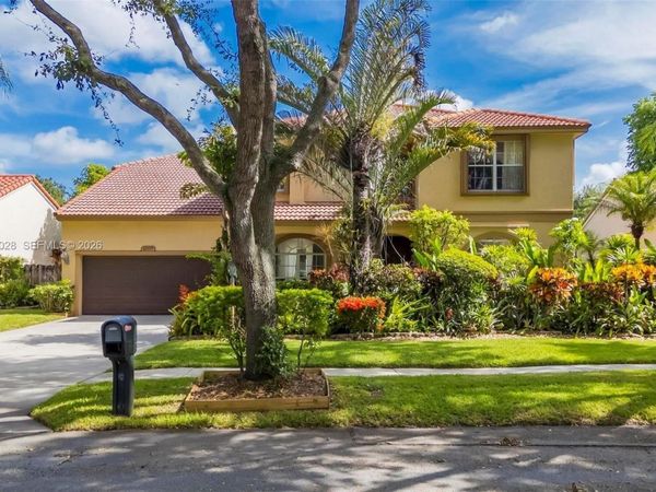 10777 Charleston Pl , Cooper City, FL 33026