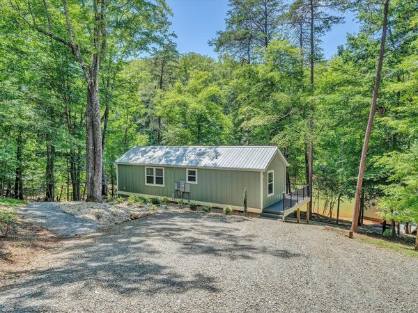 50 Grace LN, Union Hall, VA 24176