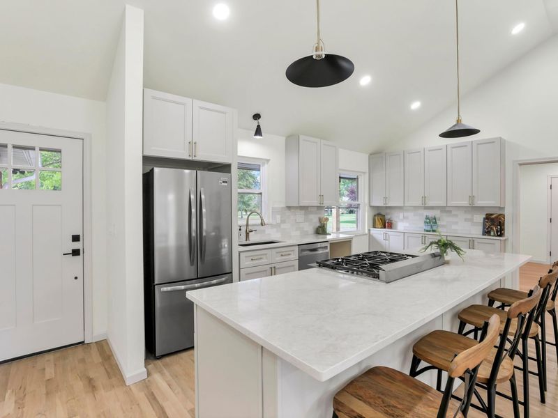 1285 Kingsgate Road, Columbus, OH 43221 Photo 13