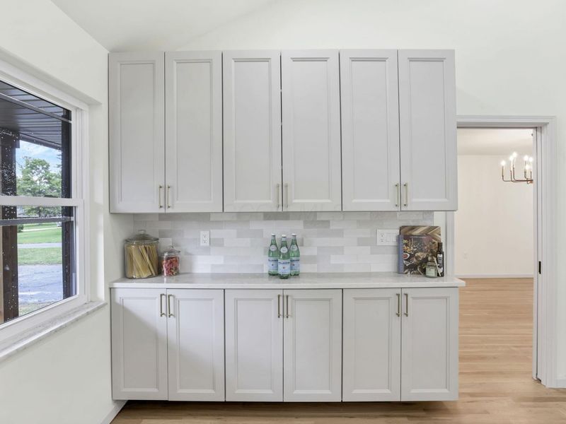 1285 Kingsgate Road, Columbus, OH 43221 Photo 15