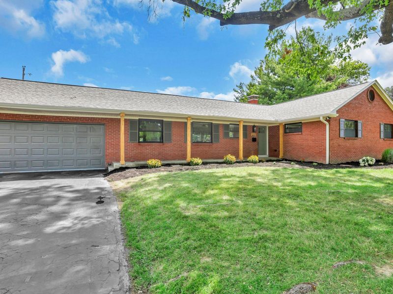 1285 Kingsgate Road, Columbus, OH 43221 Photo 2