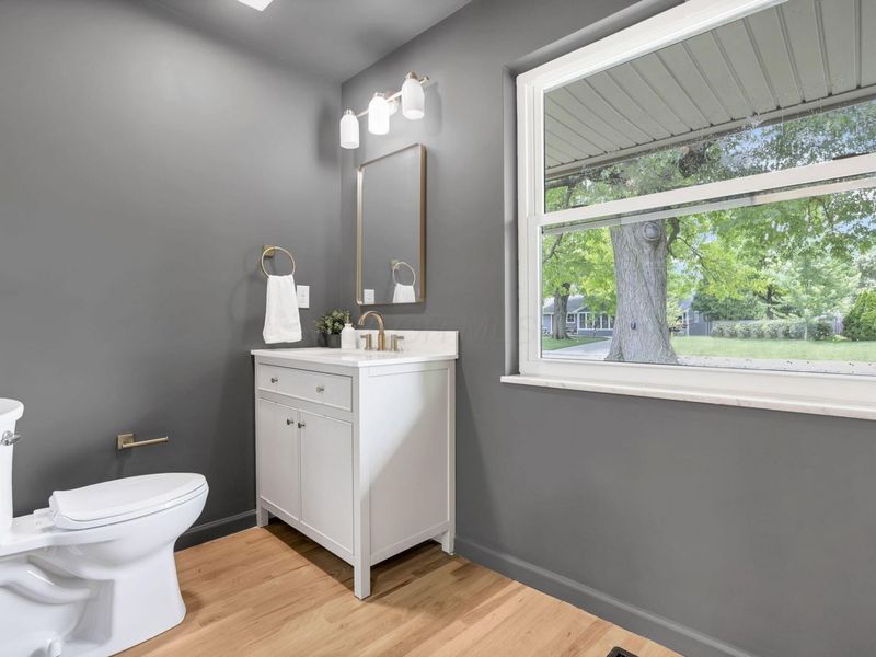 1285 Kingsgate Road, Columbus, OH 43221 Photo 22
