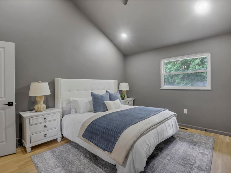 1285 Kingsgate Road, Columbus, OH 43221 Photo 23