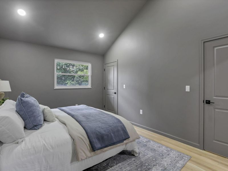 1285 Kingsgate Road, Columbus, OH 43221 Photo 26