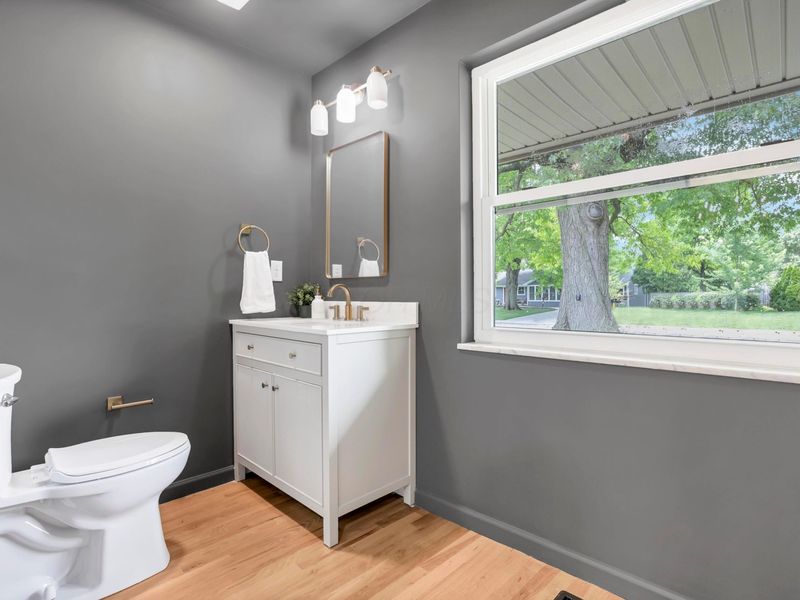 1285 Kingsgate Road, Columbus, OH 43221 Photo 37