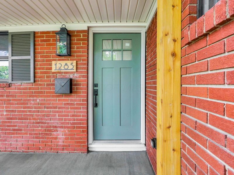 1285 Kingsgate Road, Columbus, OH 43221 Photo 4