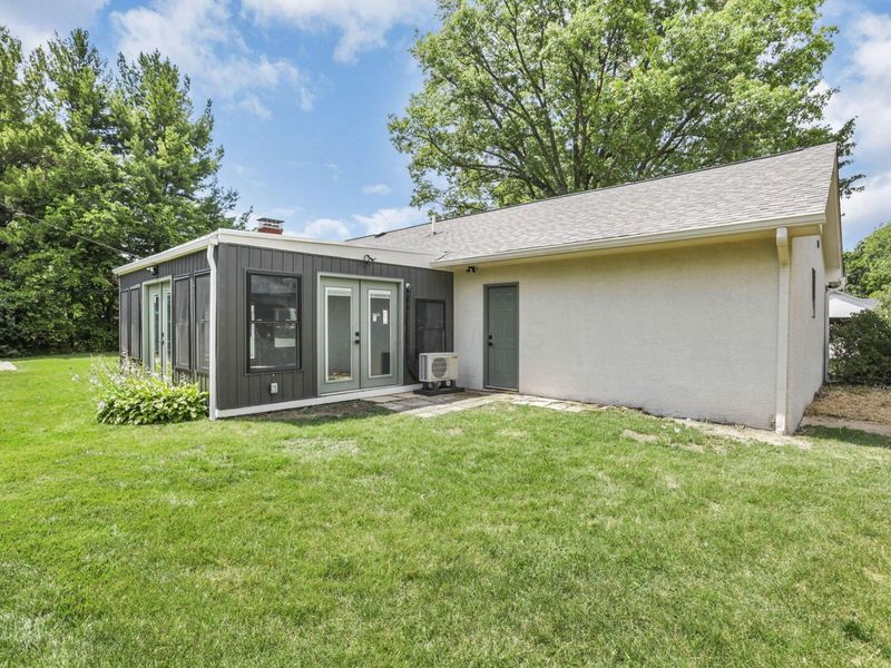1285 Kingsgate Road, Columbus, OH 43221 Photo 52