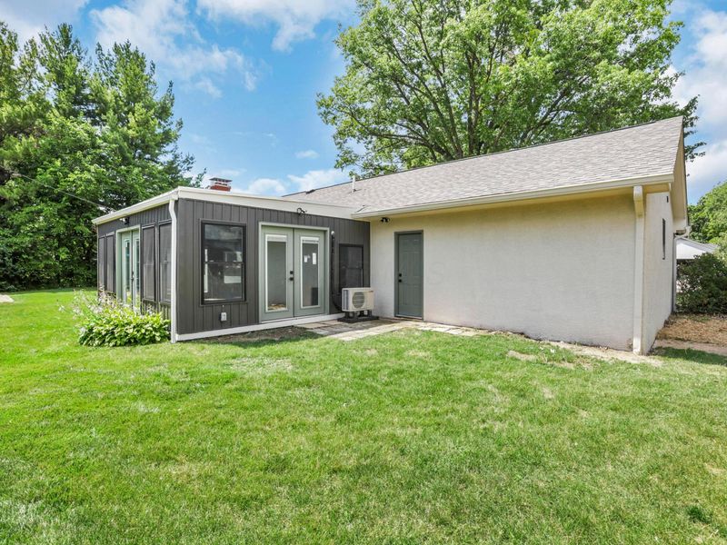1285 Kingsgate Road, Columbus, OH 43221 Photo 55