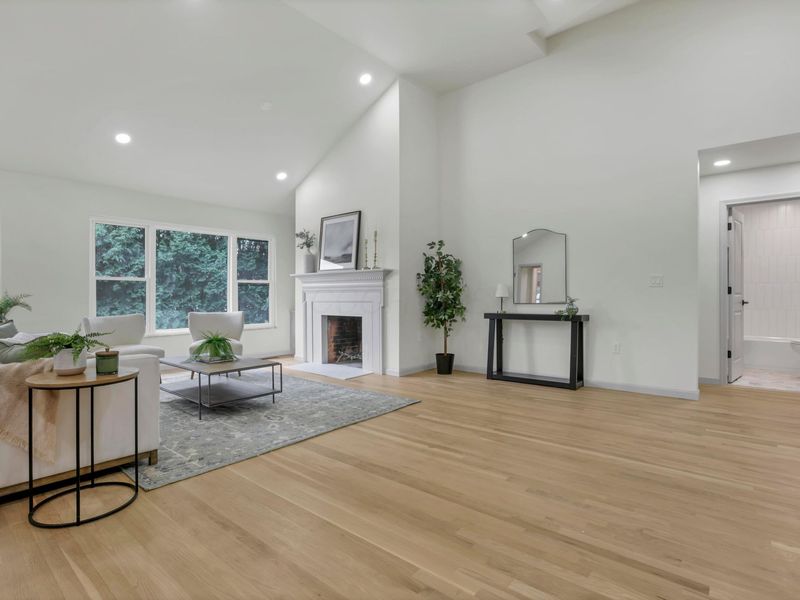 1285 Kingsgate Road, Columbus, OH 43221 Photo 9