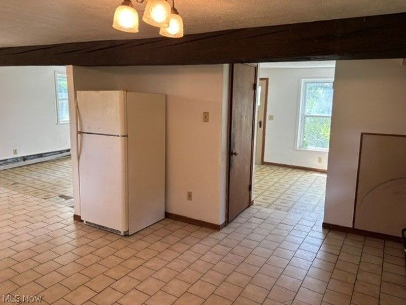 2610 E South Range, New Springfield, OH 44443 Photo 3