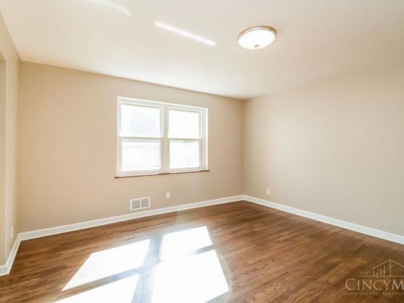 4105 Paxton Woods Drive, Cincinnati, OH 45209 Photo 7