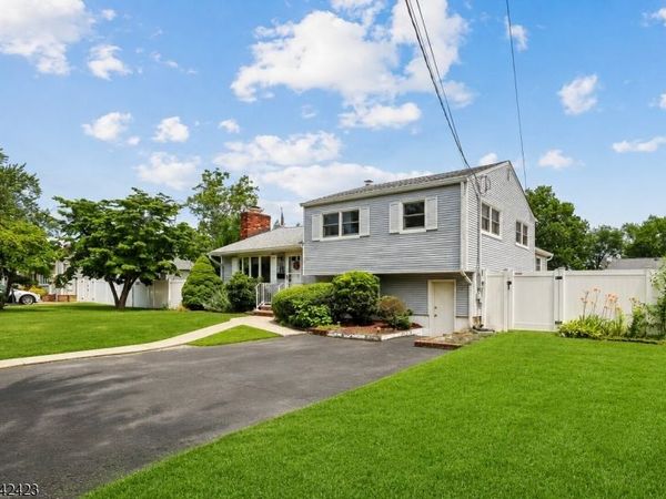 80 Easton Ave, Spotswood, NJ 08884