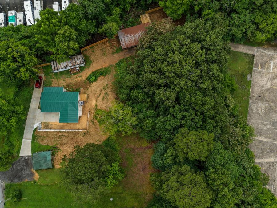 Property Image 38