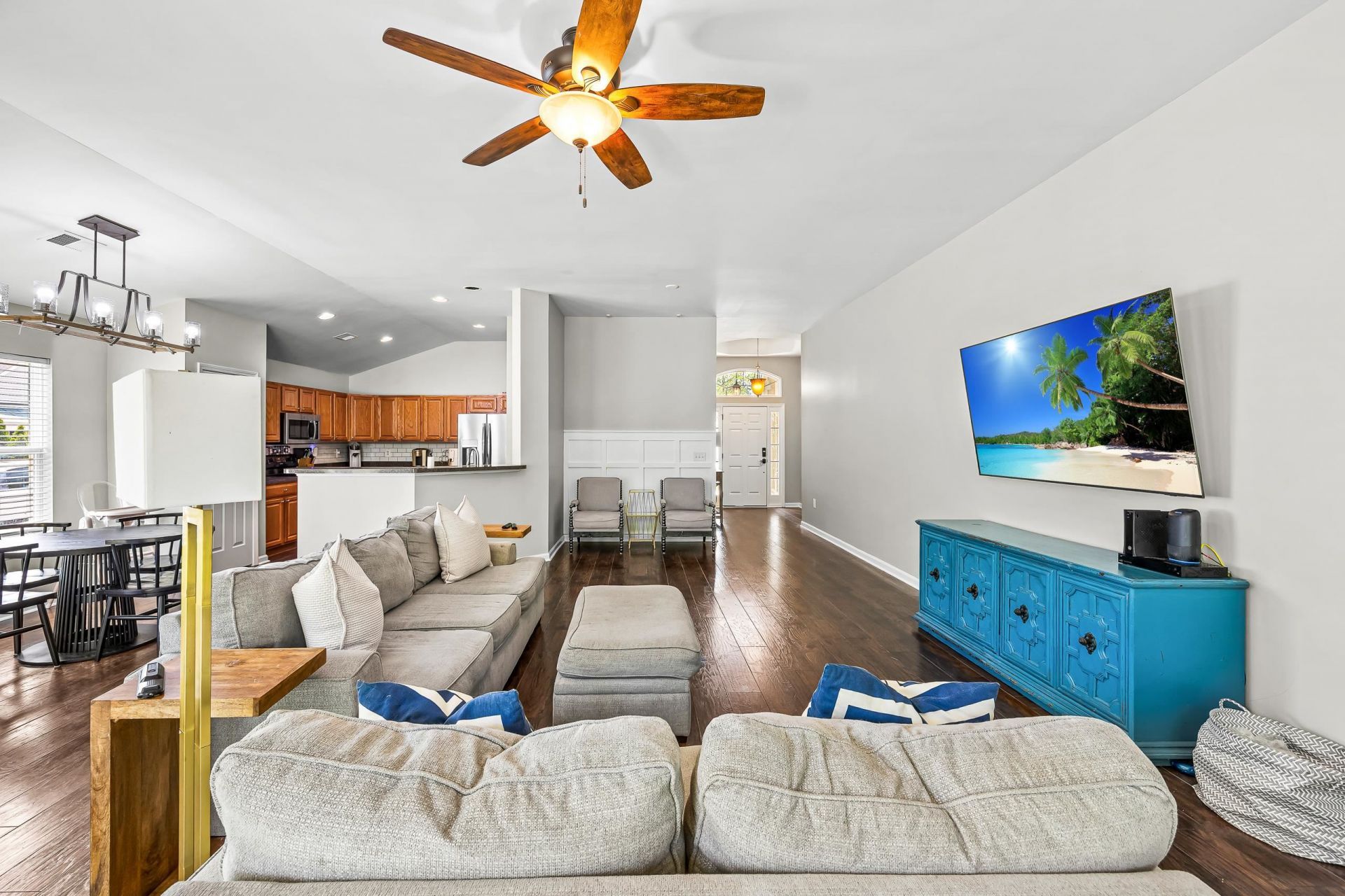 4500 Planters Row Way Photo 11